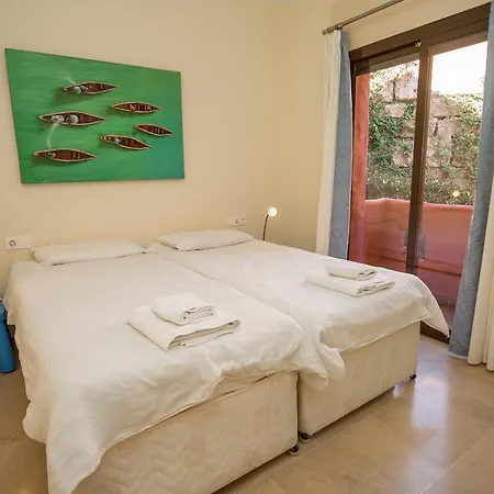 Apartment Coto Real Khios 102